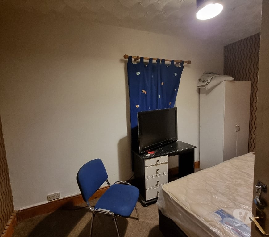 room to let County Durham Hartlepool - Photos for 1 room available in 3 bedroom house