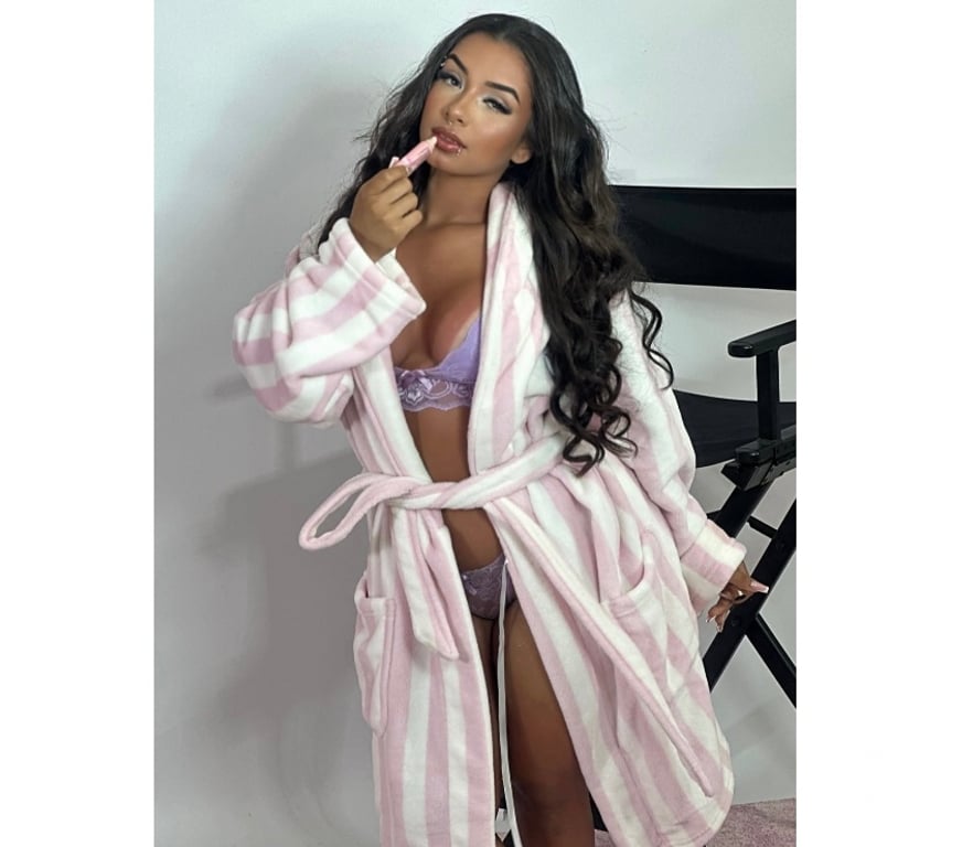 Escorts North Yorkshire Middlesbrough - Photos for Latina 🇧🇷 Nice Body 🔥 Friendlyyy partyyyy