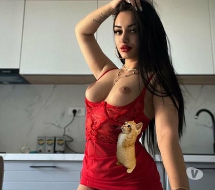  Escorts & Erotic Massage Edinburgh Old Town Edinburgh - Photos for Sexy brunette girls