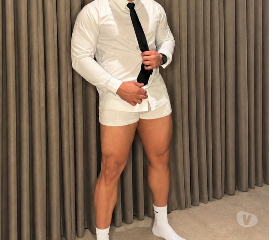  Gay massage Leicestershire Leicester - Photos for Hot 🔥 sexy Brazilian boy size 9 inch party boy available