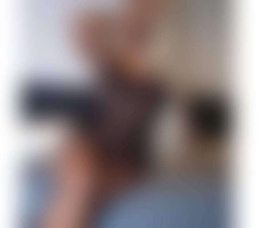 Escorts South West London Merton - Photos for ✨Treat yourself, Playful, Charming Companion✨