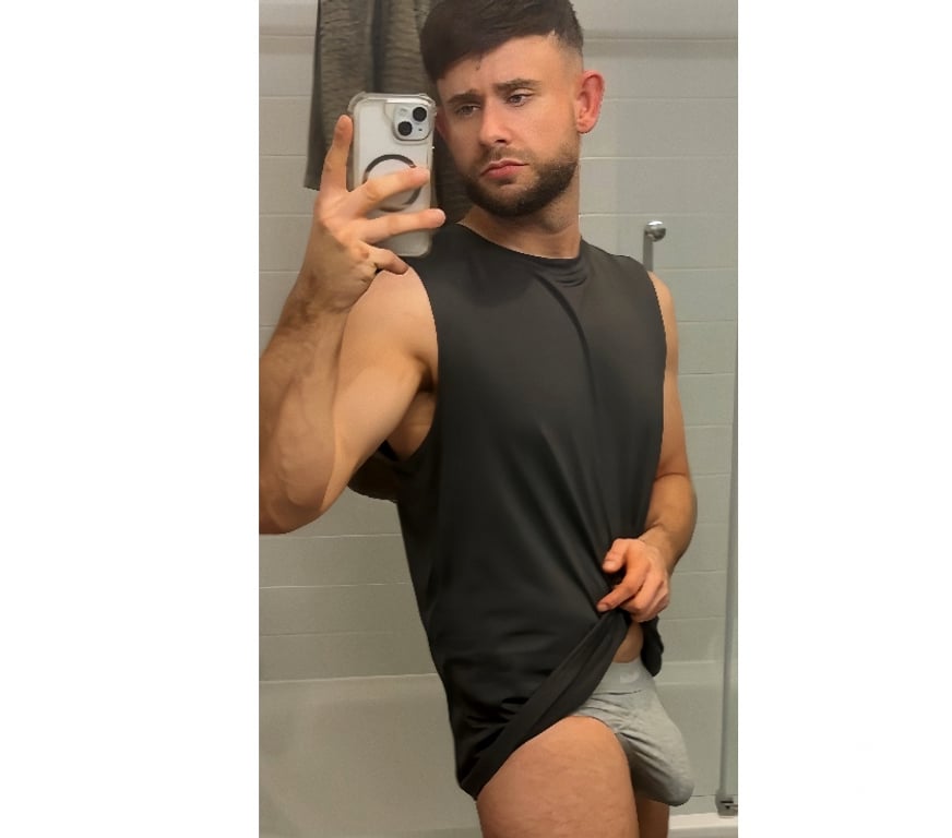 Gay massage Greater Manchester Manchester - Photos for Manchester Male Escort | 32 | 6ft | Independent