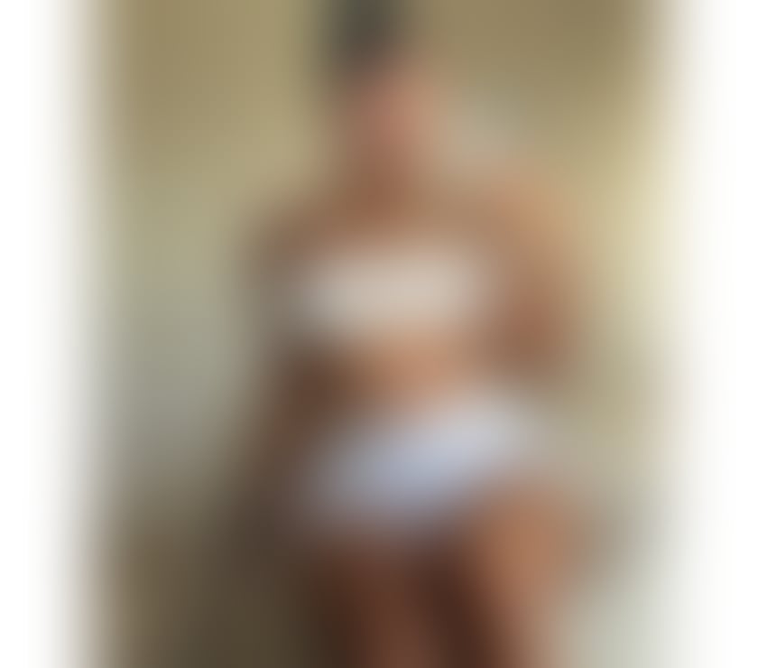 Escort Catford South East London - Photos for Curvy💛🍑new here for Best service 💛🍑