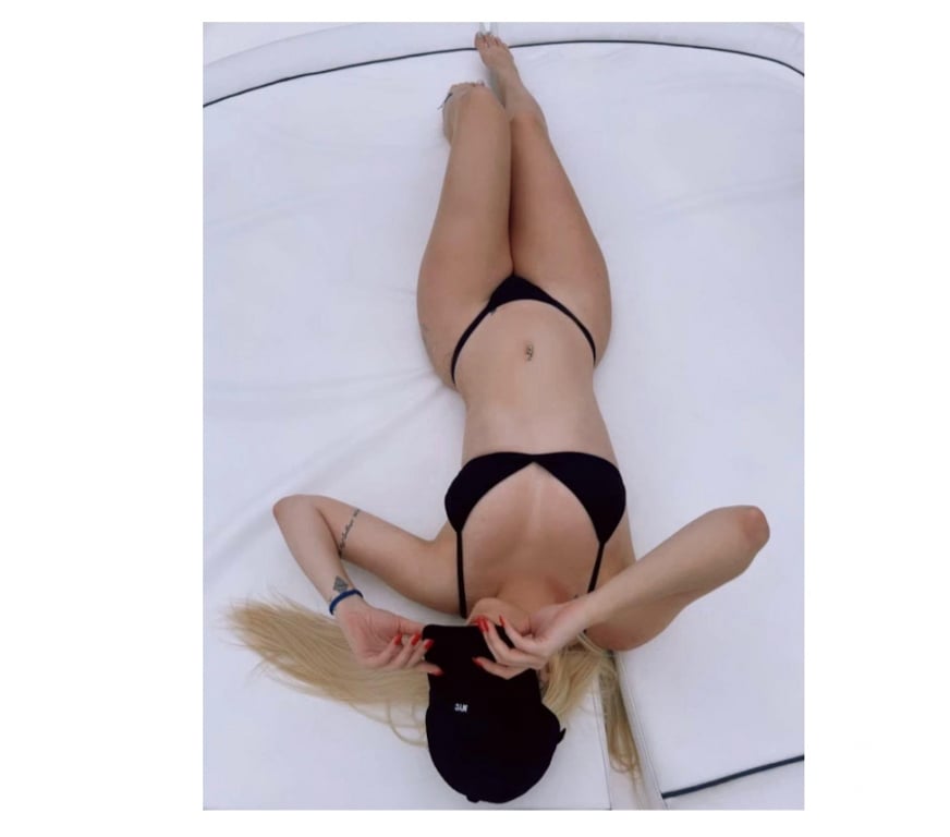 Escorts Surrey Mole Valley - Photos for 🇧🇷 Brazilian Laura, no rush party ♥️🔥🥳