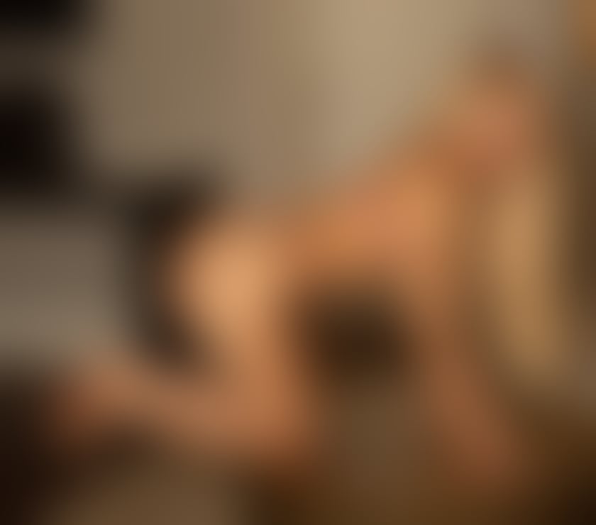 Photos for Any 👱🏼‍♀️🇧🇷 GFE pics reall 🥰🩷