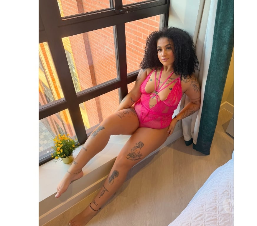 Escorts West Midlands Birmingham - Photos for CELINA HOT BRAZILIAN 100% real 🇧🇷✨GFE