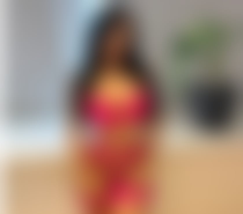 Escorts North London Enfield - Photos for Brunette 🇧🇷 Milf Party🥳 🎉 New in Enfield