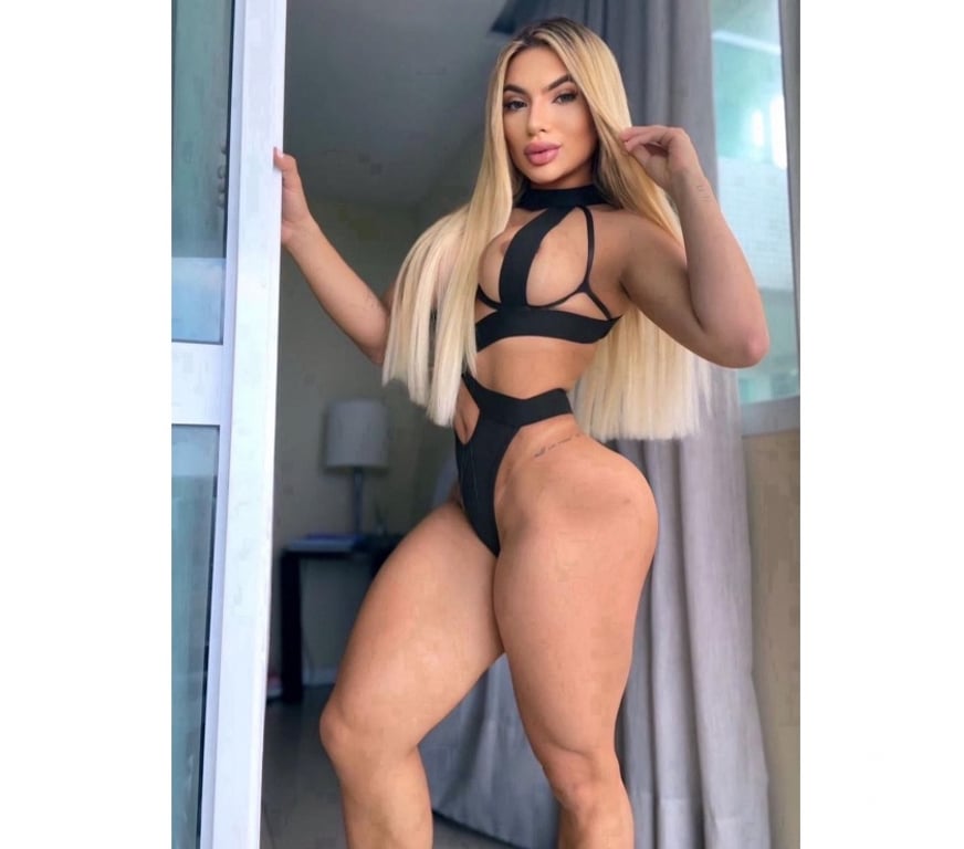 Escorts Edinburgh Edinburgh - Edinburgh - Photos for Sweet Blonde Letícia🍭🇧🇷🔥 Party Girl 🎉