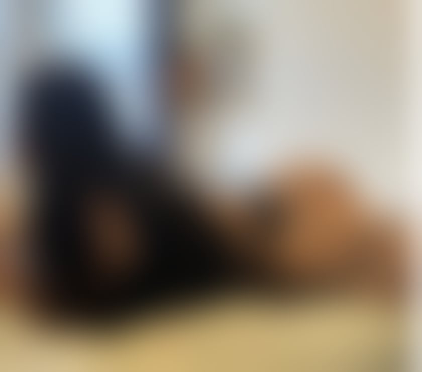 Escorts Ealing Broadway West London - Photos for Bruna Hot brunette🇧🇷🥂 for your party🔥