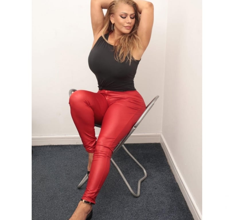 Escorts Greater Manchester Manchester - Photos for COLOMBIAN LOLA HOT NEW IN TOWN