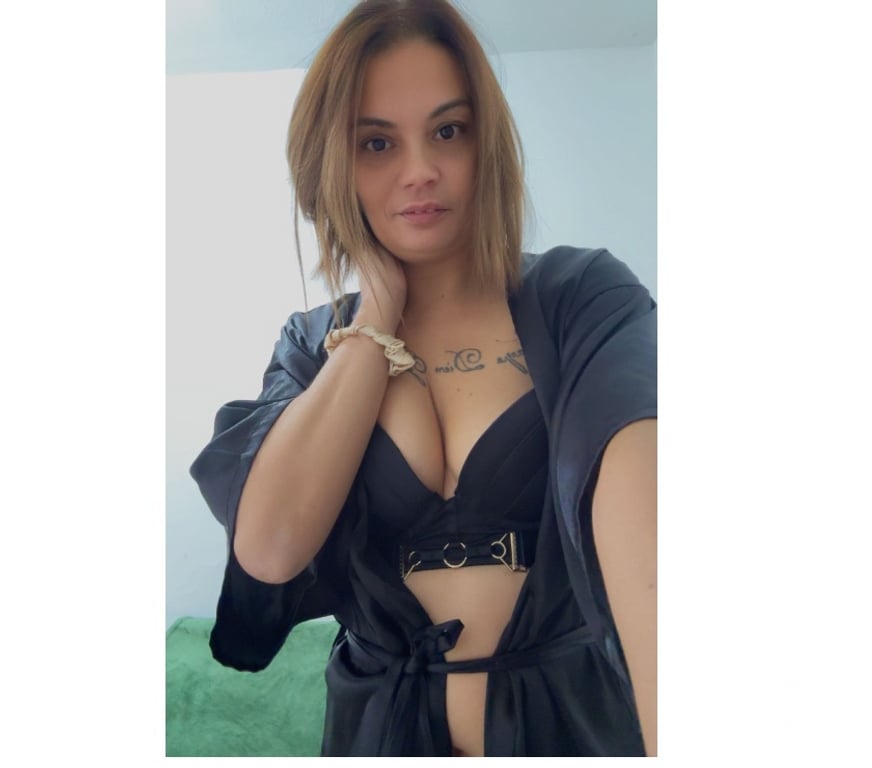 Escorts North West London Cricklewood - North West London - Photos for MILF 👅 NINA 💦 UNLIMITED