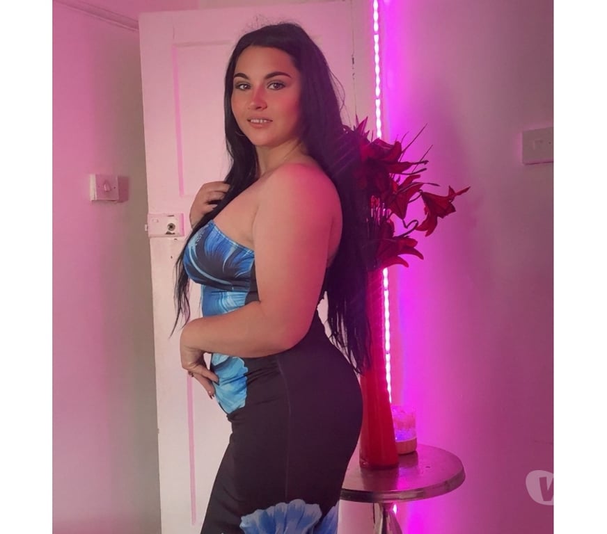 Escorts Merseyside Knowsley - Photos for Friendly & pasional in Liverpool Relaxed no rush