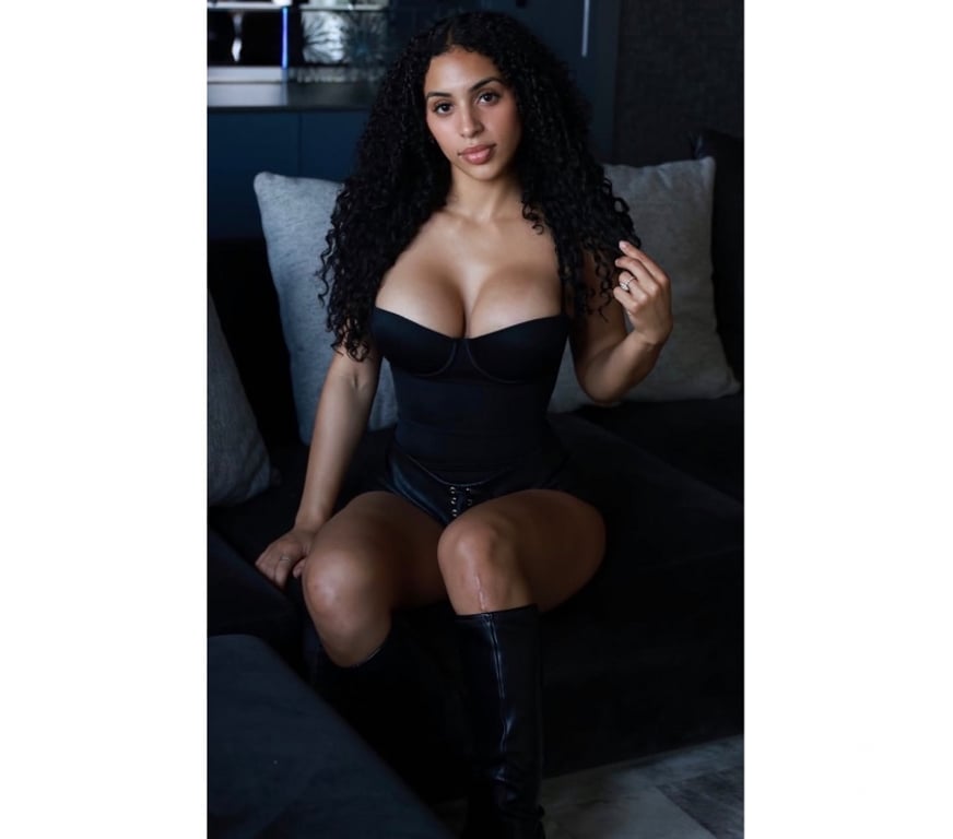 Escorts Bristol Bristol City Centre - Bristol - Photos for BROWN GIRL,I’m Dandara is my first time here 💘
