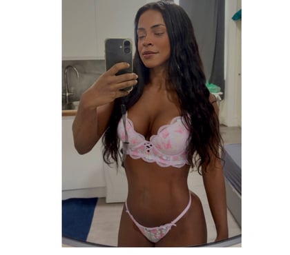 Escorts Cardiff City Centre Cardiff - Photos for JULIANA NEW BRAZILIAN 🇧🇷