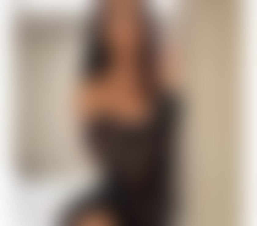 Escort Esher Elmbridge - Photos for AMBER NEW PARTY GIRL 🎉AVAILABLE FOR OUTCALL💕🥰