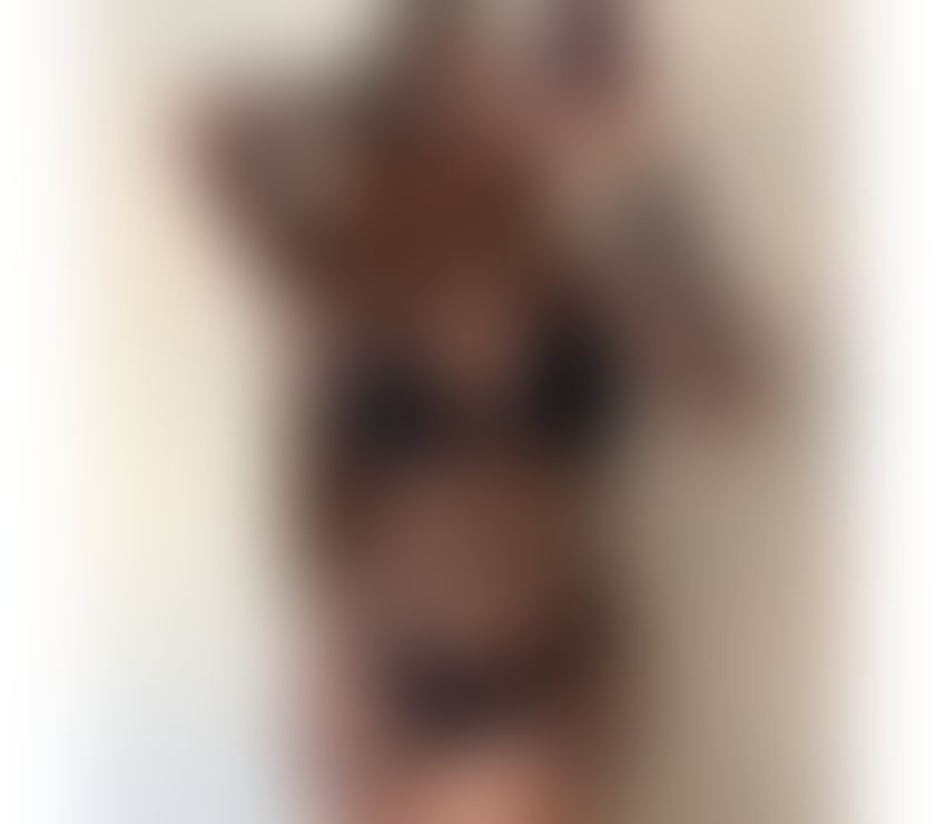 Escorts Surrey Elmbridge - Photos for AMBER NEW PARTY GIRL 🎉AVAILABLE FOR OUTCALL💕🥰