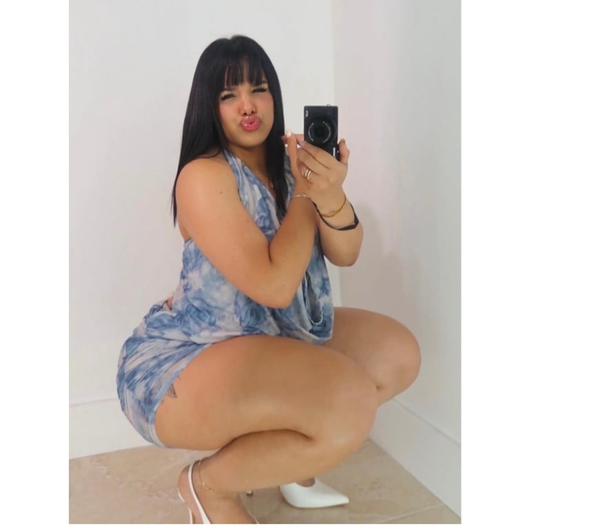 Escorts East London Barking Station - East London - Photos for Carol your sexy Latin Bombon is here, best services.🍑💋