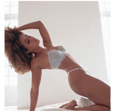  Escorts & Erotic Massage Newcastle City Centre Newcastle upon Tyne - Photos for Angel from Equador, fuzzy curls, soft and tanning skin
