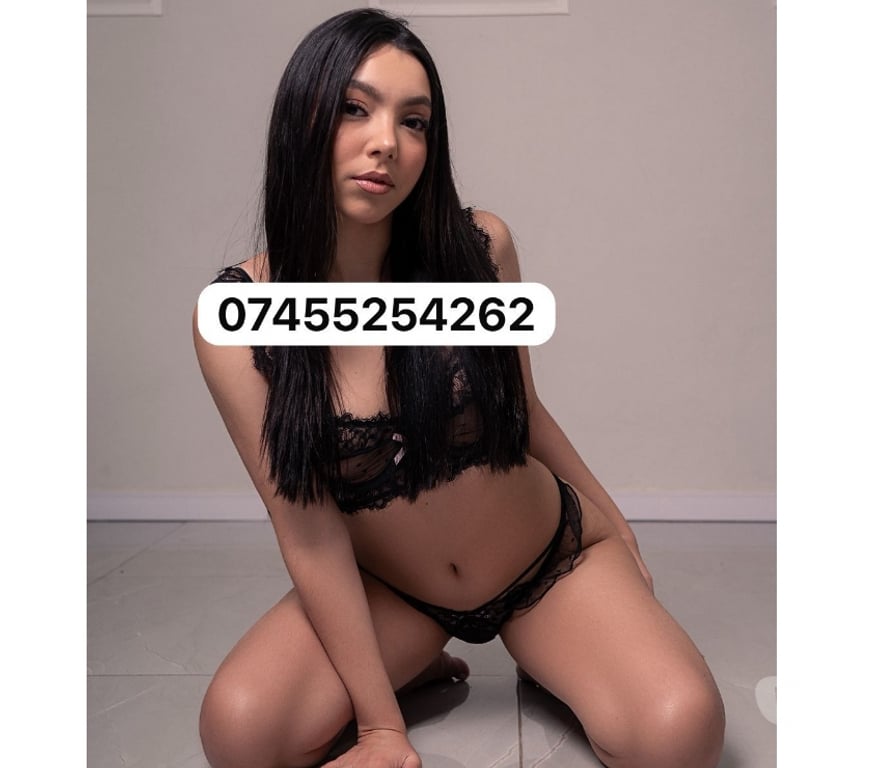 Escorts Essex Southend-on-Sea - Photos for Petite mel 🍯 Sweet girl, real pics
