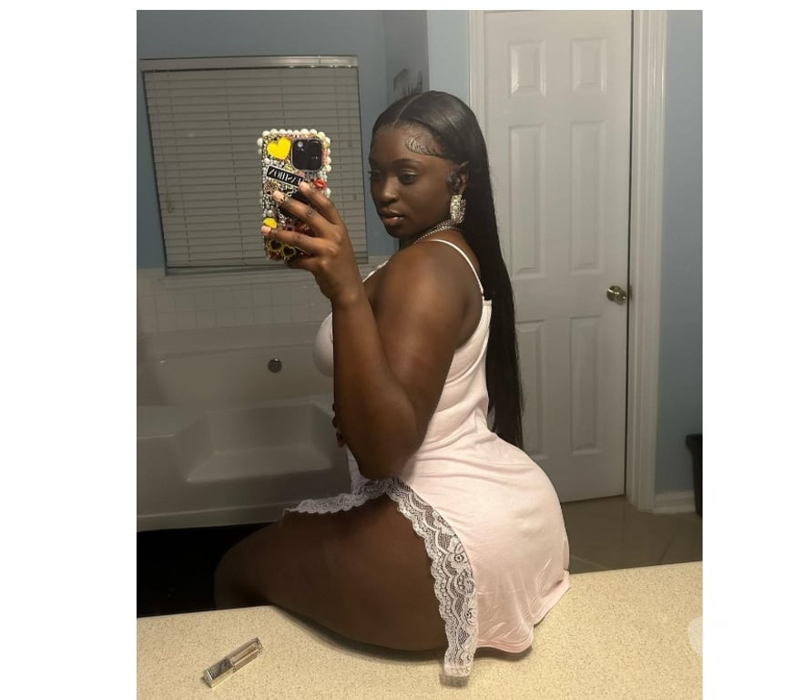 Escorts West Yorkshire Wakefield - Photos for 💖A LEVEL💦BEST OWO🥛PARTY🥃🥳SONIA