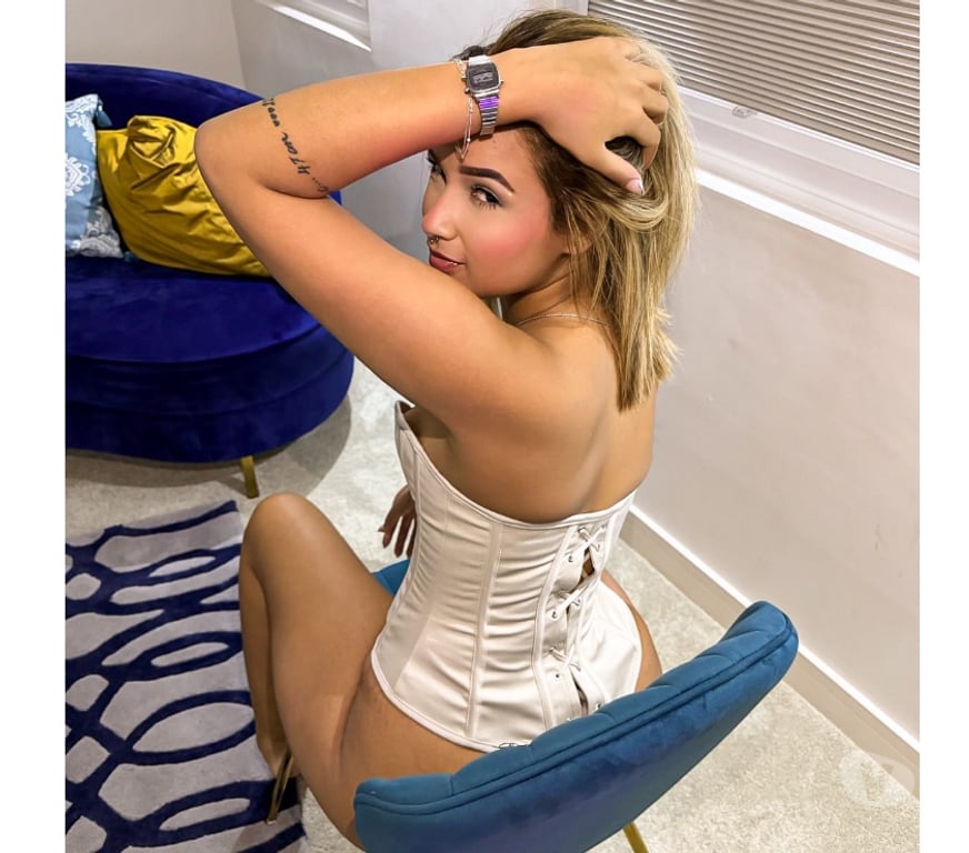 Escorts Lincolnshire Lincoln - Photos for NEW GIRL LIVIA HOT🇧🇷✨ THE BEST OWO😋 REAL🫢🍾