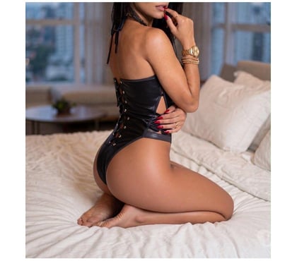 Escort Woking Town Centre Woking - Photos for 🌟MASSAGE🌟BODY TO BODY✨TANTRIC🌟RELAXING