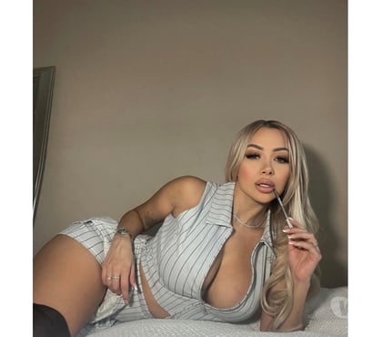 Escorts The Broadway Bradford - Photos for Sarah New in town best kiss and Owo no rush DOM