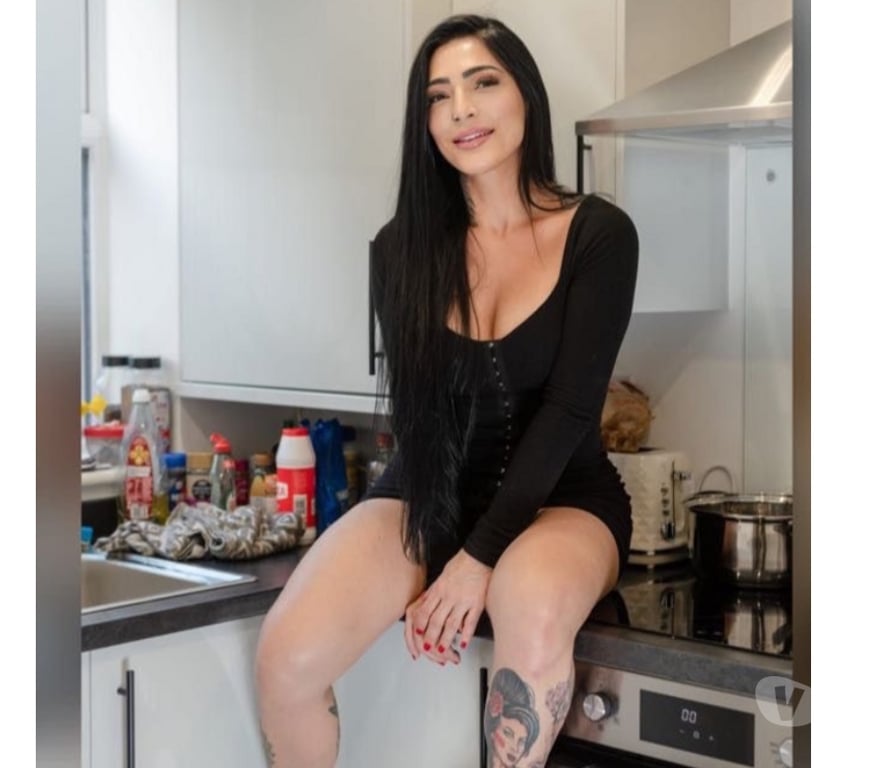 Escorts South East London Croydon - Photos for 🇧🇷FULL SERVICE 🩷GFE🩷OWO🩷NEW IN THE CITY🥰