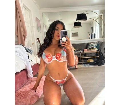 Escorts Ilford Station Redbridge - Photos for 🔥Carolina Party full girl🔥