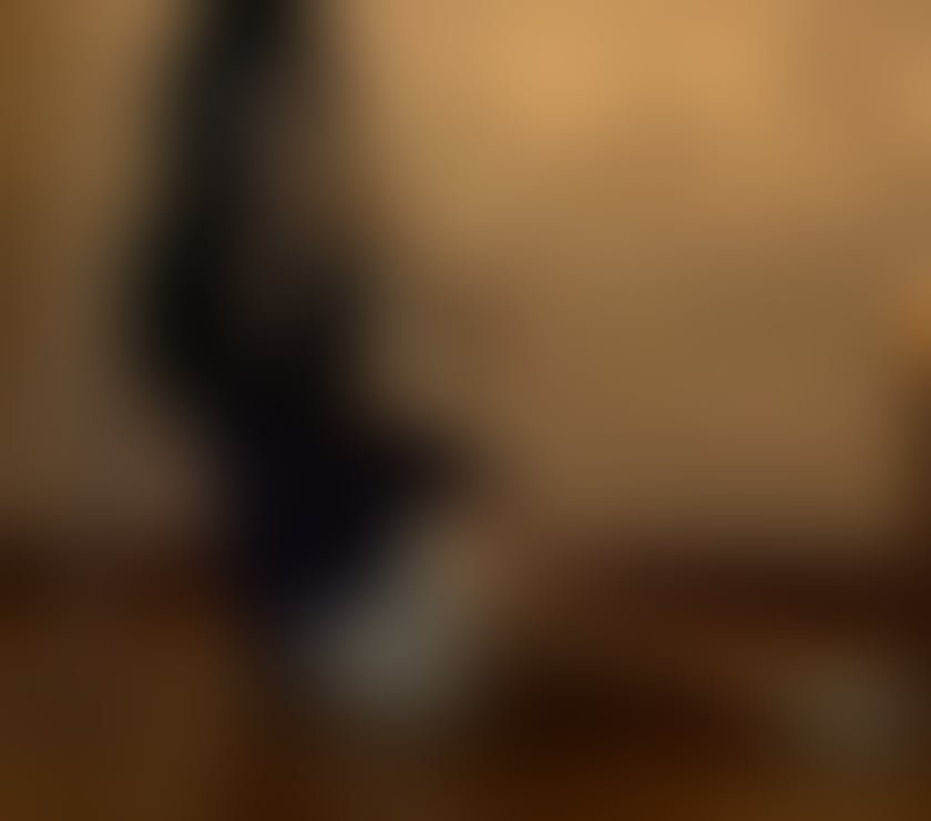 Photos for 💋 Sexy Taiwanese Babe – Glamorous & Flirty