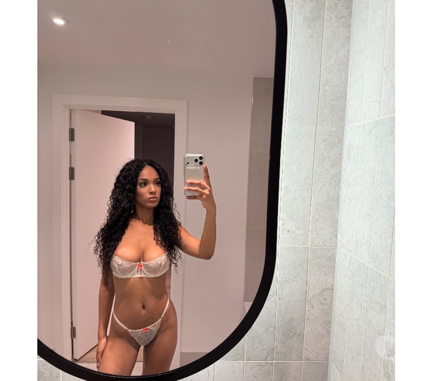 Escorts West London Hounslow - Photos for Aysha slim sensual