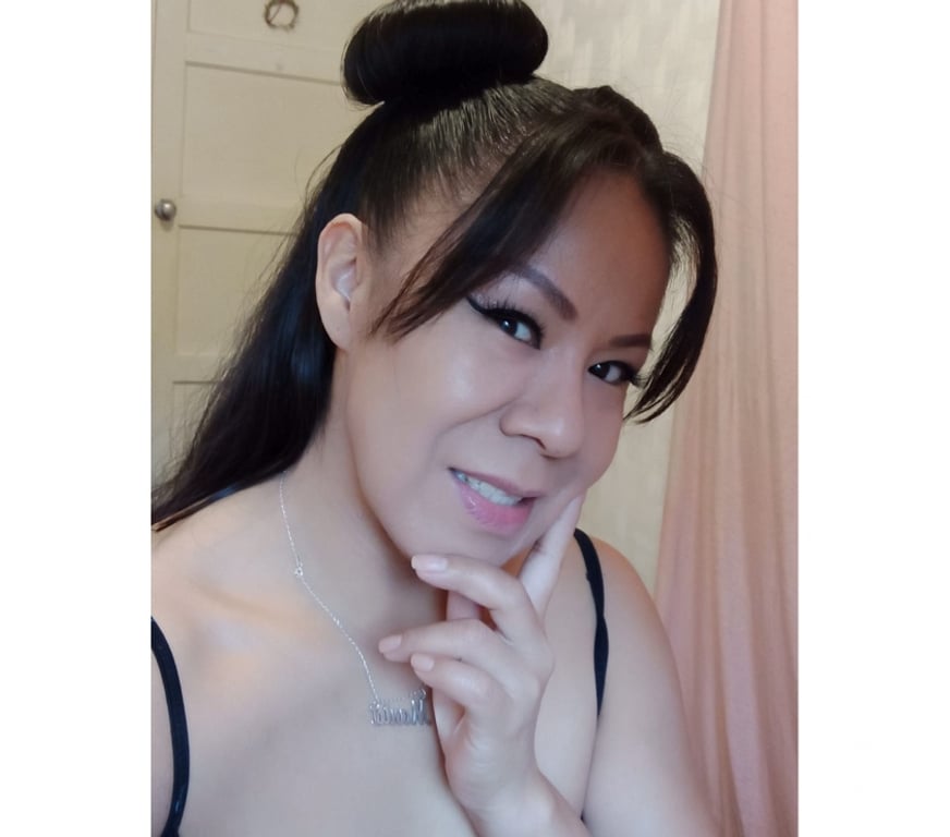 Escorts North London Enfield - Photos for EROTIC AND VERY SENSUAL Bolivian-Asian woman.