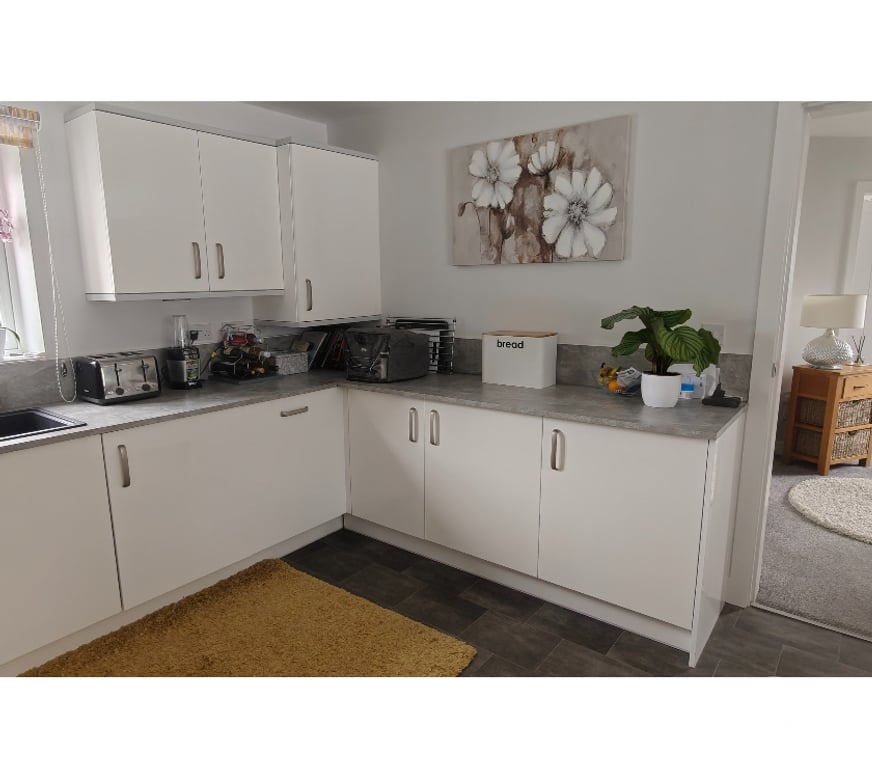 Furniture Staffordshire Stafford - Photos for Fitted Kitchen Units For Sale