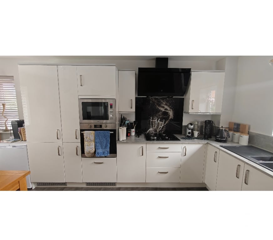Furniture Staffordshire Stafford - Photos for Fitted Kitchen Units For Sale
