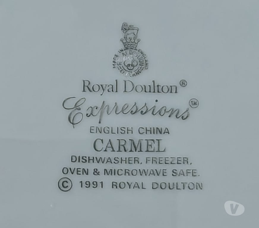 Furniture Staffordshire South Staffordshire - Photos for Royal Doulton Carmel Set Immaculate Condition