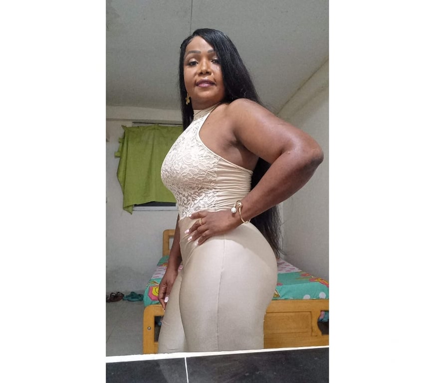 Escorts Windsor and Maidenhead Maidenhead - Windsor and Maidenhead - Photos for 🍭🍡Sexy brunette💥 best service🔥party girl🥂