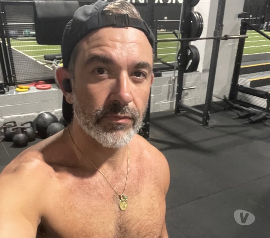  Gay massage Essex Brentwood - Photos for Spanish Guy Up for Fun times - Let's talk