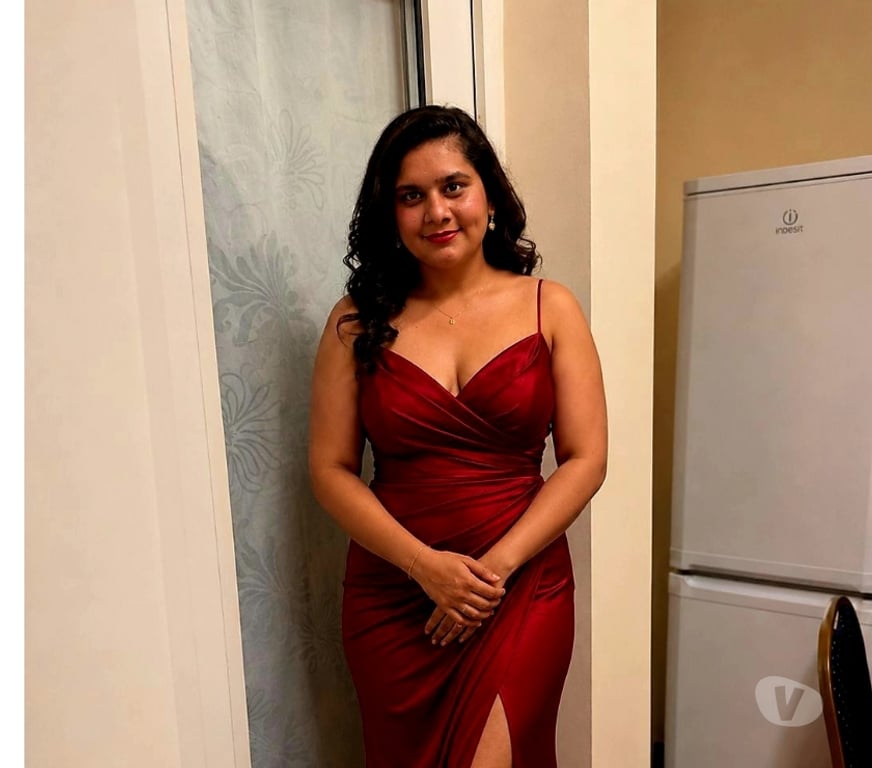 Escorts East London Walthamstow Central Station - East London - Photos for NEW 🥰💥INDIAN AND PAKISTANI