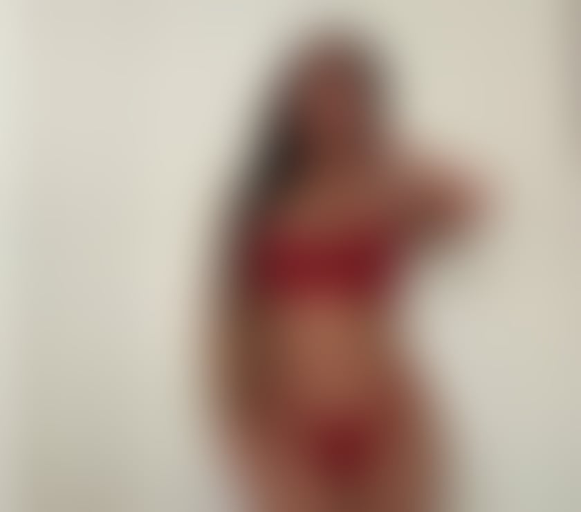  Escorts Western Docks Southampton - Photos for Hi new girl in town party girl hot hot 🔥 no rush services