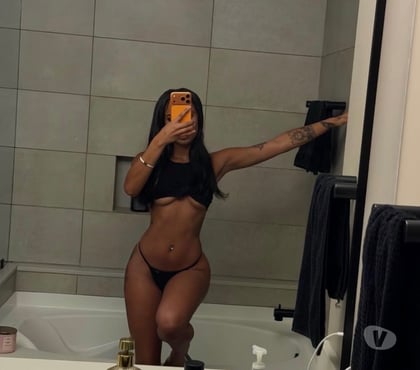 Photos for LUNA FULL PARTY 🥂 24HR🥵HORNY AND WET 💦😋