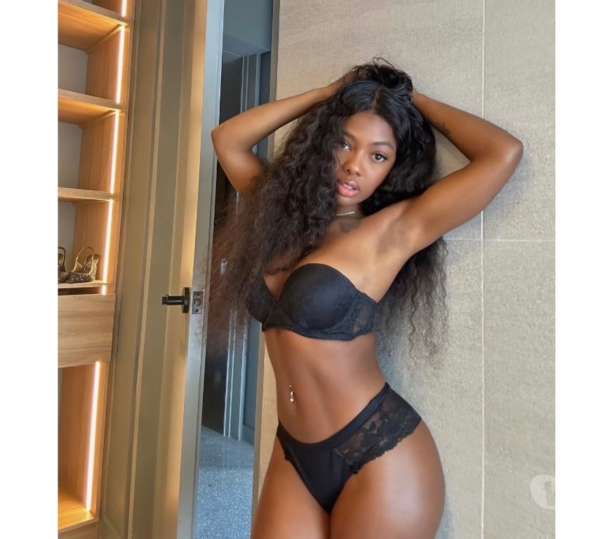 Escorts South East London Peckham - South East London - Photos for 🍫HOT CHOCOLATE BABE🍫💋
