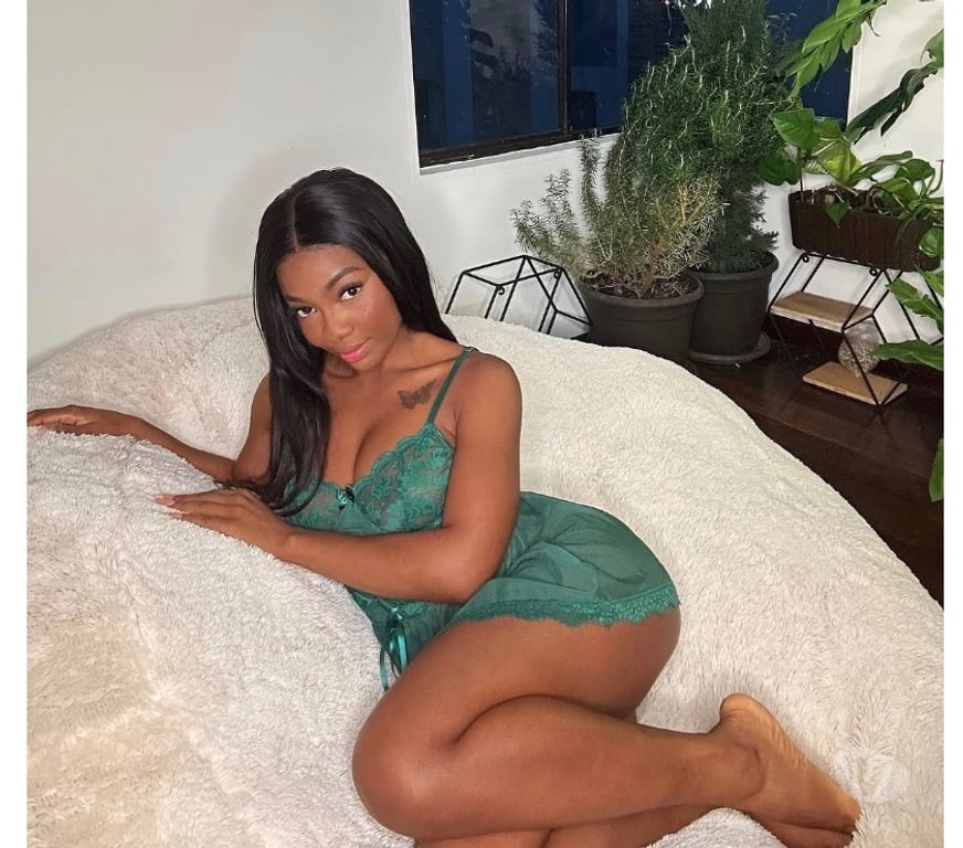 Escorts South East London Peckham - South East London - Photos for 🍫HOT CHOCOLATE BABE🍫💋