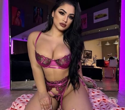Escorts Liverpool City Centre Liverpool - Photos for LORY BEST SERVICE PARTY GIRL 🥳Strapon toys