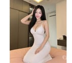 Watford Station - Watford — Super hot Asian girl in Waterford town