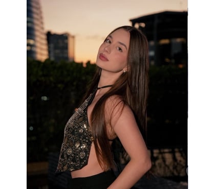 Escorts Hayes Hillingdon - Photos for PARTY GIRL 🎉 NEW IN TOWN 🥰 BRAZILIAN 🇧🇷