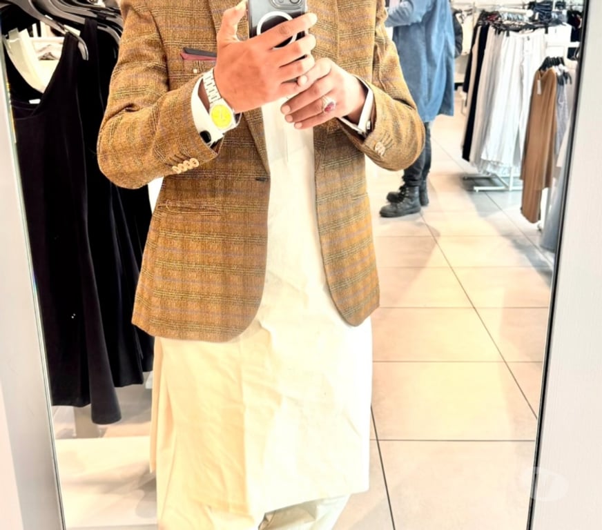 Full body massage Staffordshire Stoke-on-Trent - Photos for I am 32 years Pakistani men i am offer massage services
