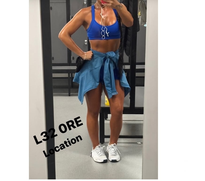 Escorts Merseyside Liverpool - Photos for Scouse MILF Isabella