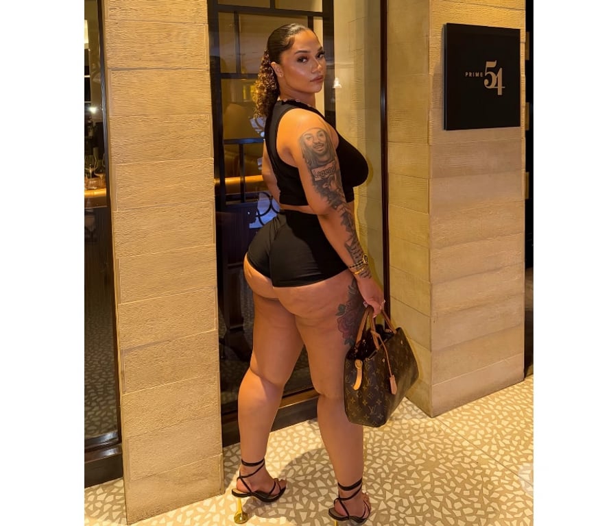 Escorts Essex Thurrock - Essex - Photos for Curvy and delicious👅call me for the best time📞