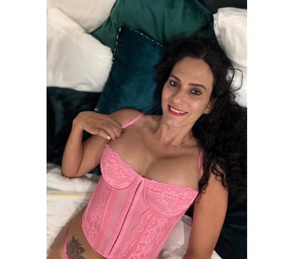 Escorts Luton Town Centre Luton - Photos for 🎀Fernanda Domination Service 🎀
