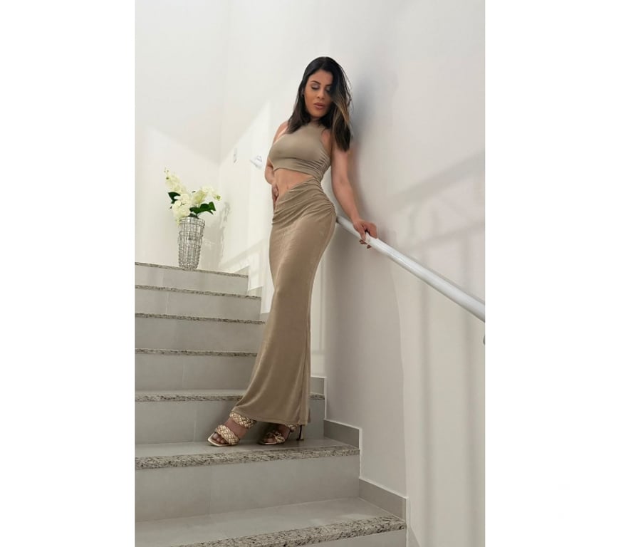 Escorts Greater Manchester Wigan - Photos for Hot Brunette GFE